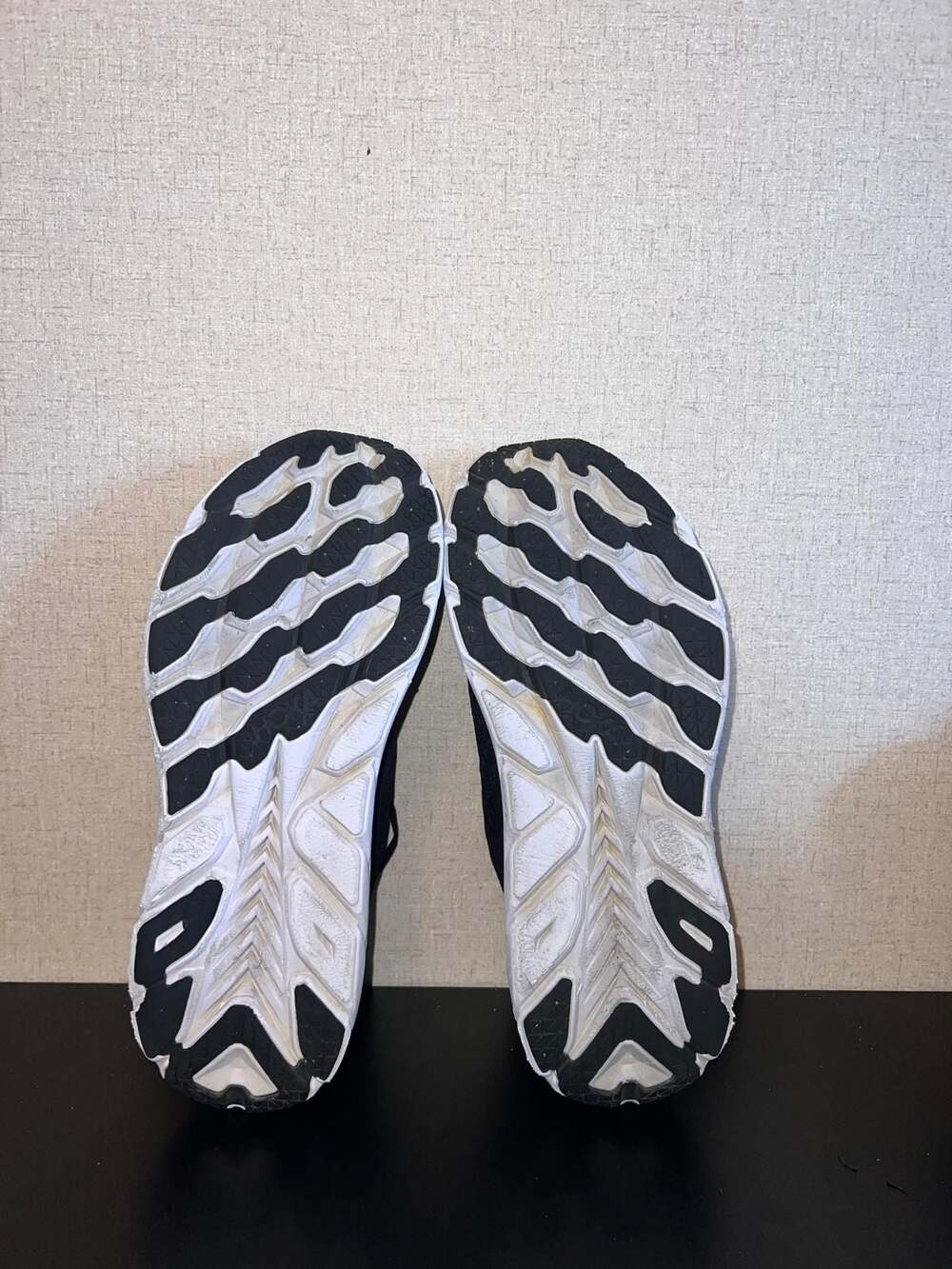HOKA One One Clifton 8 Wide Black White Men's Running Shoes Size 13 2E - Picture 3 of 11